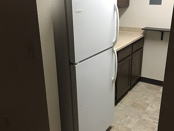 4th image of 825 E Cavour Ave APT 11