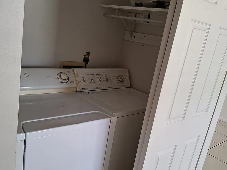 8676 Sunset Dr — Photo 16