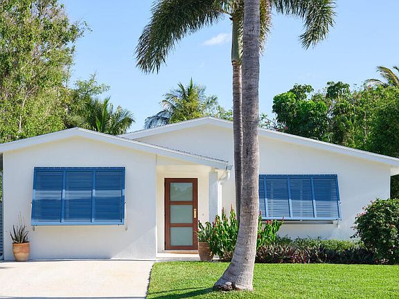 2nd image of 255 Cortez Rd