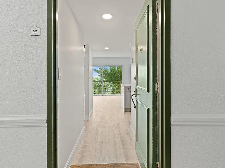 2900 NE 30th St #5D — Photo 25