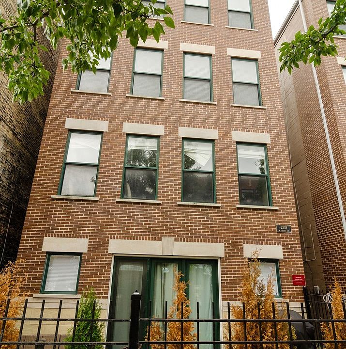 1st image of 2303 W Chicago Ave APT 4