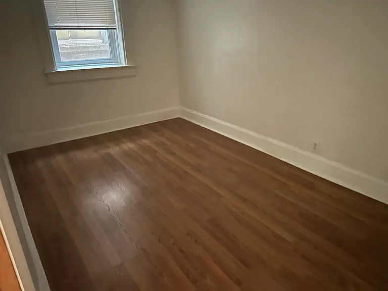 2724 W Chicago Ave #1R — Photo 5