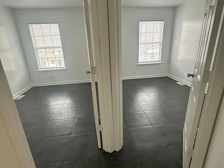4220 Sunset Ave — Photo 12