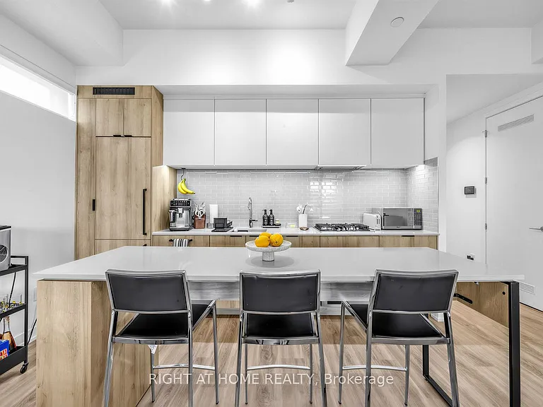 722 Marlee Ave #206 — Photo 9