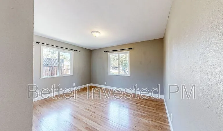 1824 Midway Dr — Photo 5