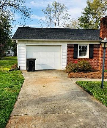3rd image of 529 Virginia Ave