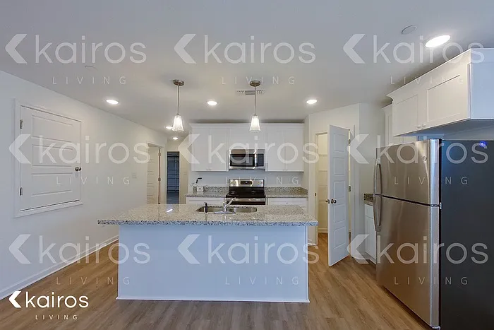 3 bed, 2.0 bath, 1495 sqft, $1,775 — Photo 4