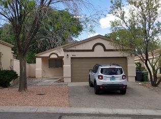 980 Charles Dr NE, Rio Rancho, NM 87144