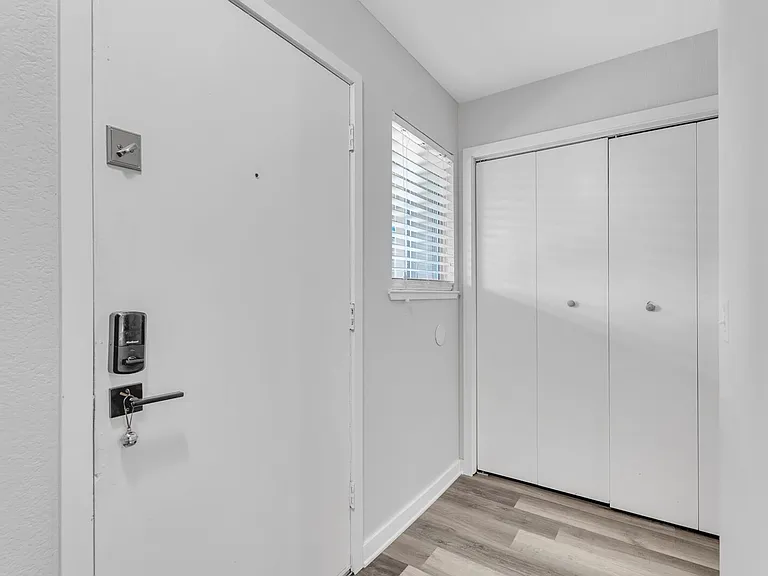 362 Tabor Ave — Photo 4