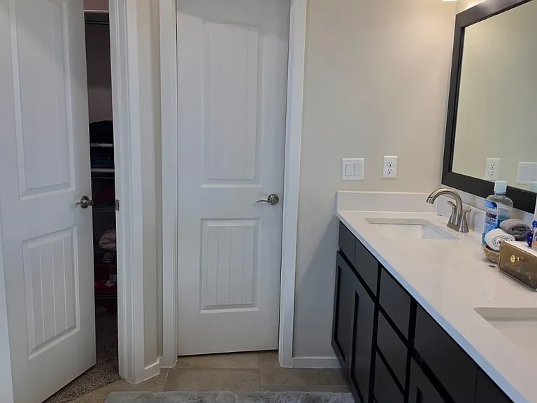 12603 Amesbury Ave — Photo 15