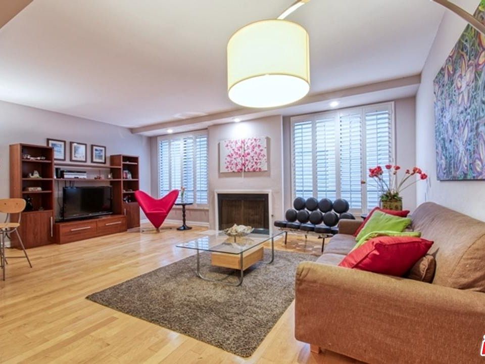 1st image of 11733 Montana Ave APT 206