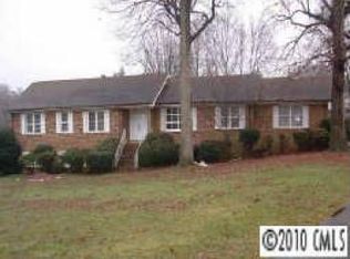 4640 Sunlea Ln, Charlotte, NC 28212