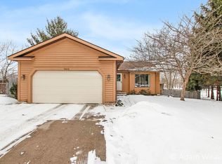 5815 S Parkway Ave SE, Kentwood, MI 49508