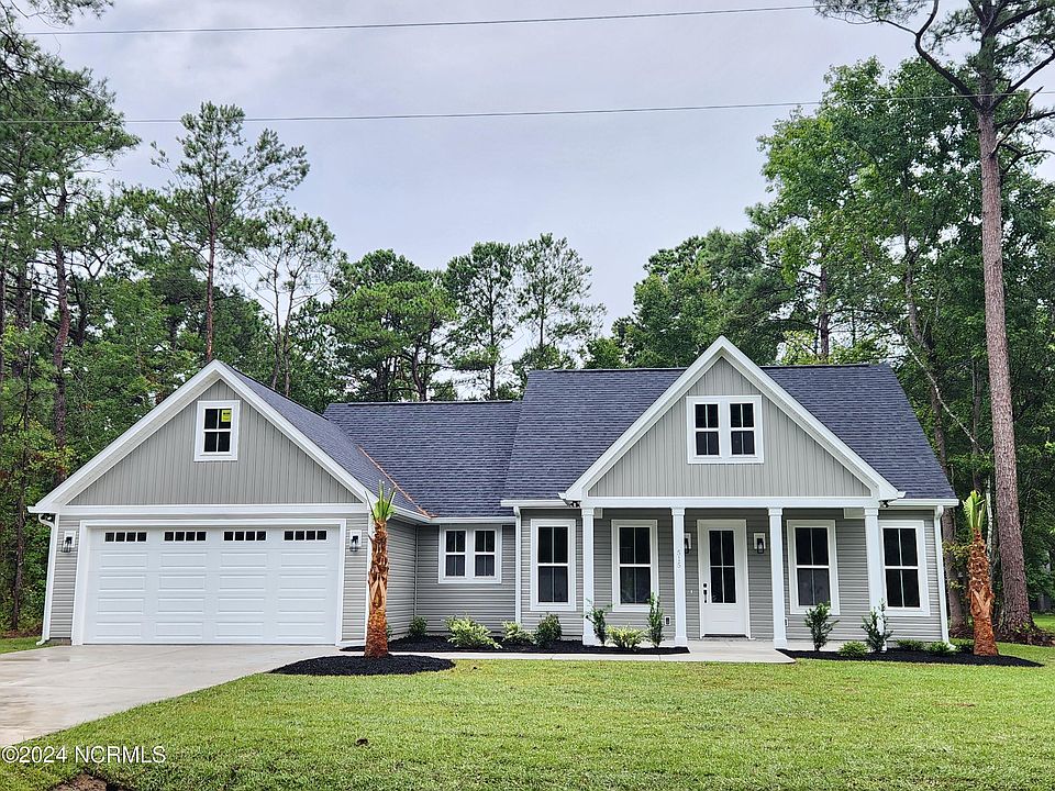 1st image of 515 Briarwood Drive NW