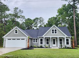515 Briarwood Dr NW, Calabash, NC 28467