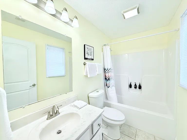 103 Capital St #101 — Photo 14