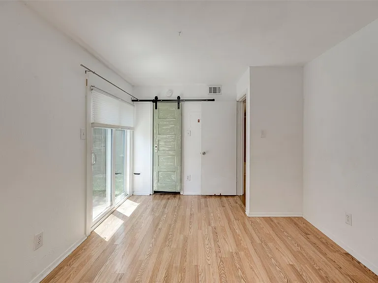 3627 Manchaca Rd #108 — Photo 14