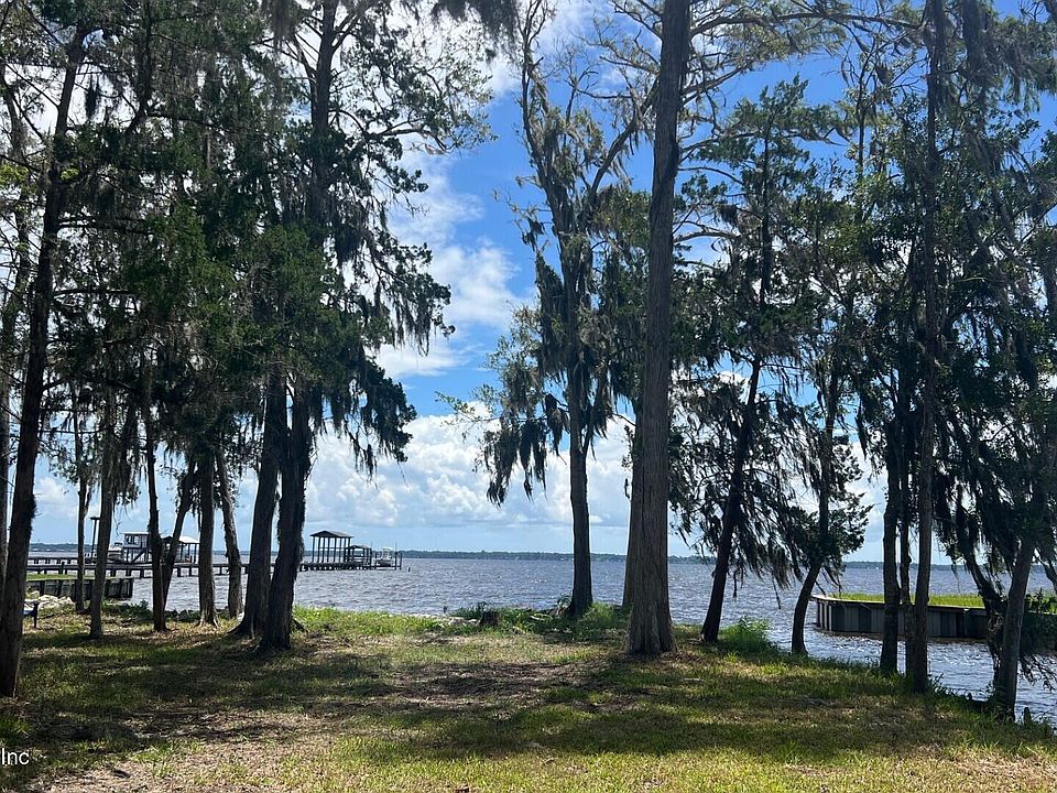 1st image of 1570 RIVER RISE Point