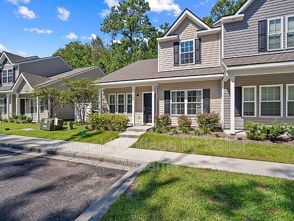 3rd image of 222 Admiration Ave