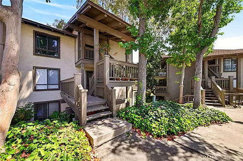 9 Madrona Photo 1 9 Madrona Photo 1