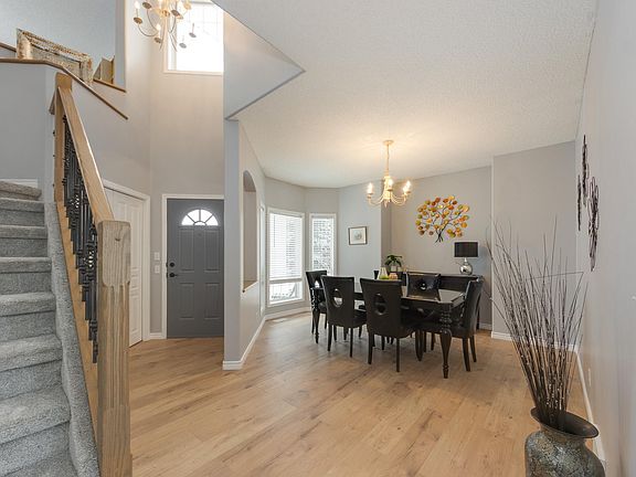 4th image of 121 Forrest Dr