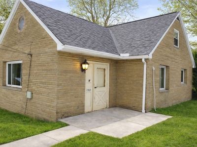 1989 Henderson Ave, Washington, PA, 15301