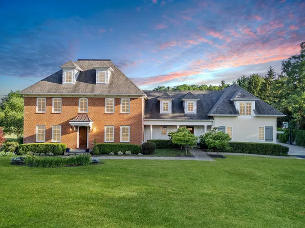 6857 E Walnut St, New Albany, OH 43054