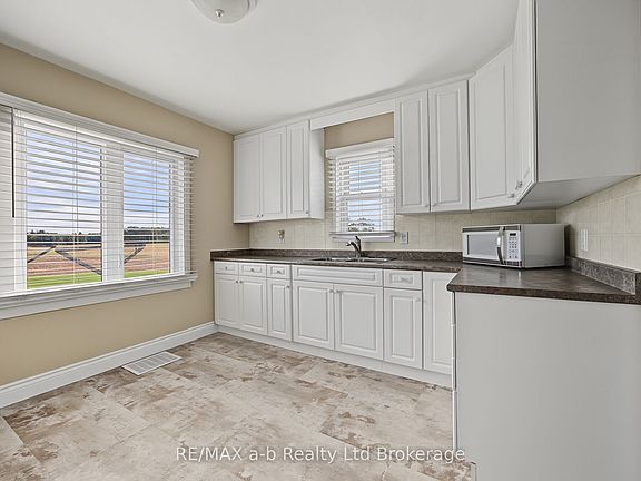 4th image of 855130 Gobles Rd