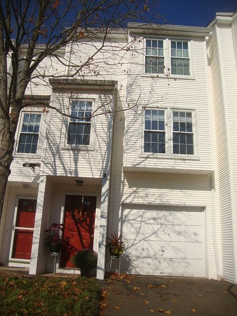 EXTERIOR ENTRY