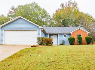 1121 Whisper Wind Dr, McDonough, GA 30253