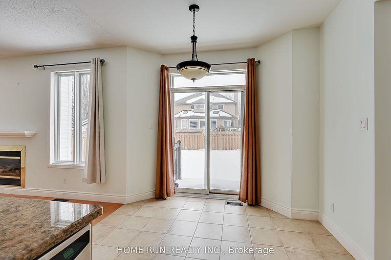 Ottawa House for rent - 4 Bedrooms — photo 17