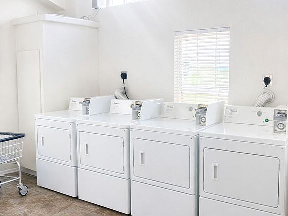 4th image of 2211 Ashberry Ave #2