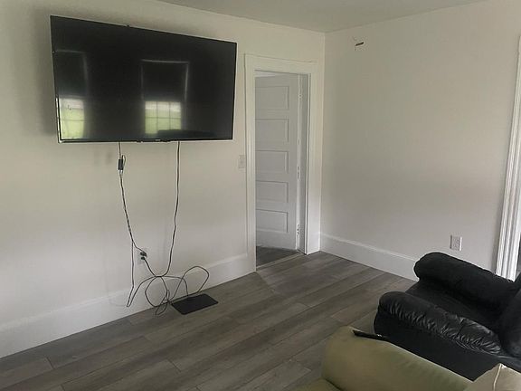 Spacious living room.