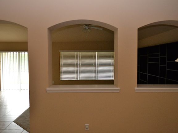2nd image of 3439 Cortland Dr