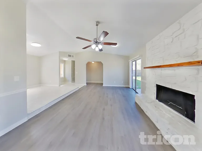 3721 Foxcroft Rd — Photo 3