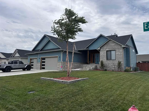2729 N Eagle Ct, Wichita, KS 67226