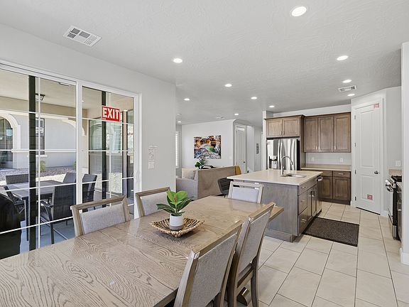 5th image of 2329 E Escondido Dr #16