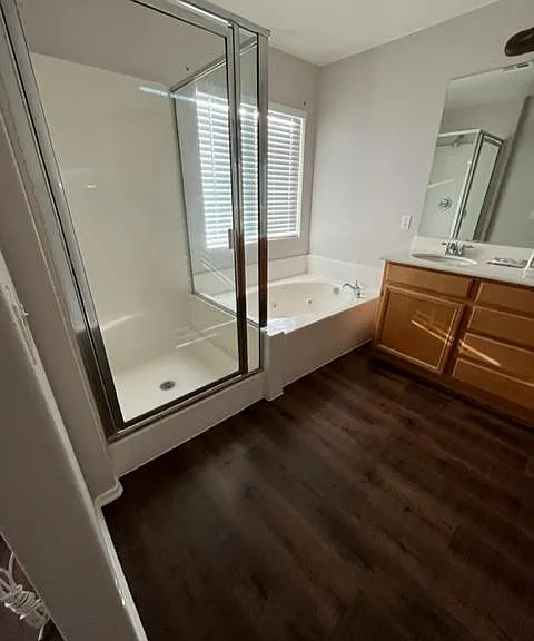 11086 Hillsborough Ct — Photo 20