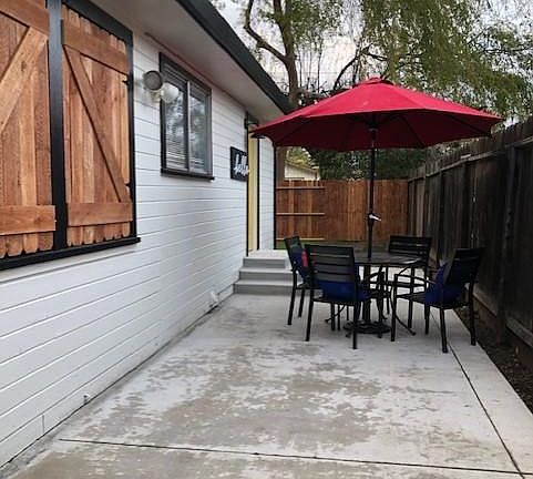 2nd image of 1419 W Sonoma Ave #B