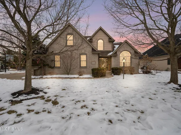 6052 Windy Ridge Ln, Sylvania, OH 43560