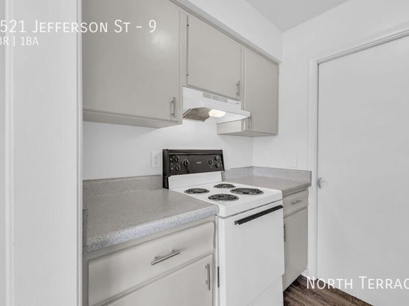 4521 Jefferson St #9