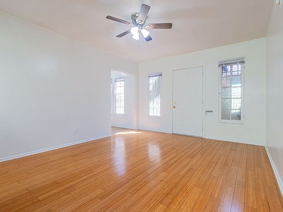 3rd image of 1225 N Citrus Ave #1229