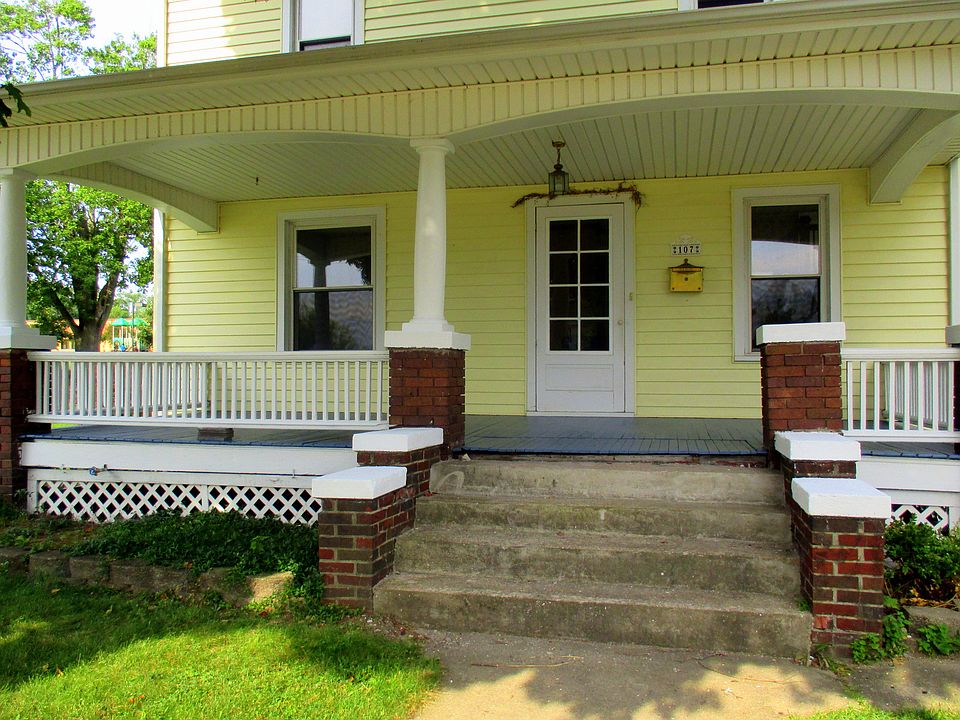 1st image of 107 Dewey Ave