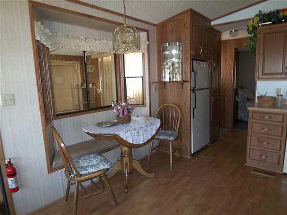 5th image of 13439 E 48th Dr