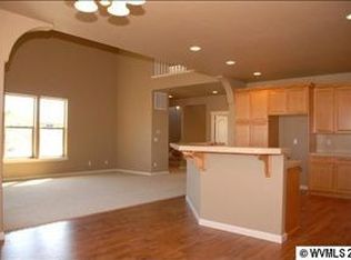 794 Crouchen St NW, Salem, OR