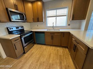 945 N Sinova, Mesa, AZ 85205