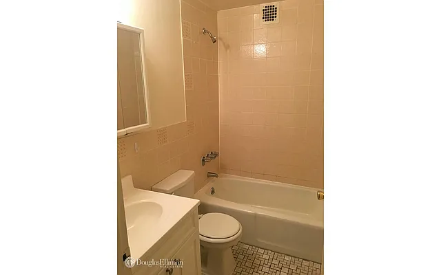 Rented by Douglas Elliman | media 41