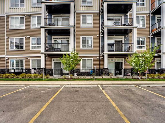3rd image of 25 SW Walgrove Walk SE #111