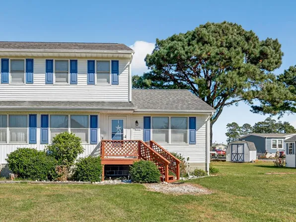 6135 Martin Ln, Chincoteague Island, VA 23336
