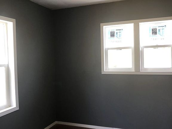 3rd image of 541 Liberty Blvd